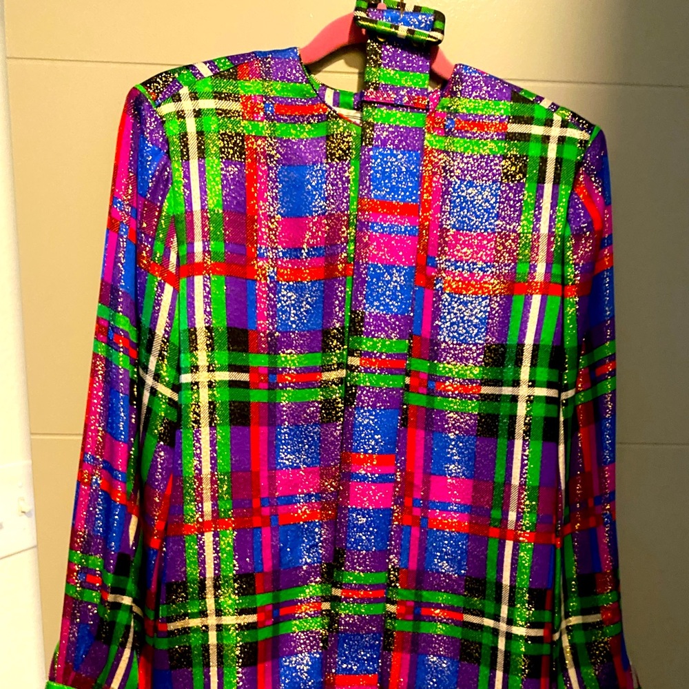 Beautiful Starington Silk and Metallic blouse. Size 8